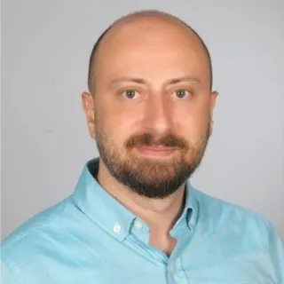 Cərrah Dr. GÖKHAN ATEŞ