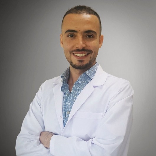 UZM. DR. KADİR GÜLER