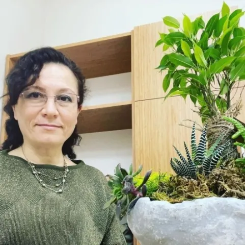 Prof. Dr. CANAN CERAN ÖZCAN