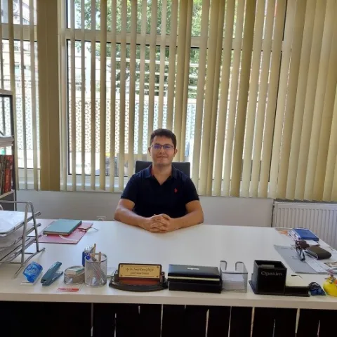 Cərrah Dr. İSMAİL EMRE GÖKCE