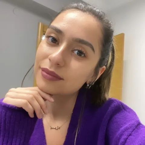 Diät. ESRA POSTALLI