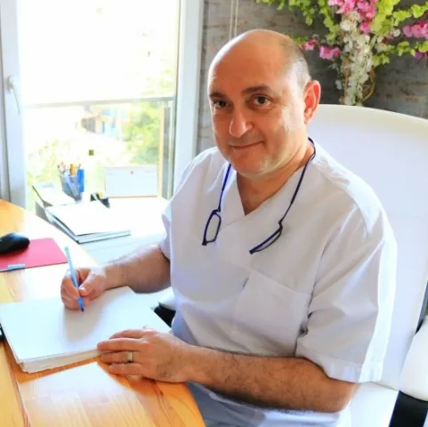 Diş hək. UFUK KIRBAYIR
