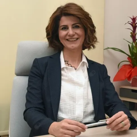 Cərrah Dr. ASLI YÜCETÜRK