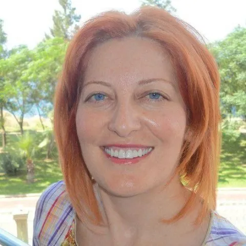 Fachärztl. Dr. EMİNE FİLİZ ULUHAN