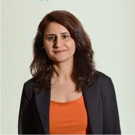 UZM. DKT. ÖZNUR HURİYE KOCALAR
