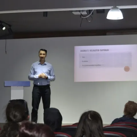 Psix. ALİ KALTUŞ