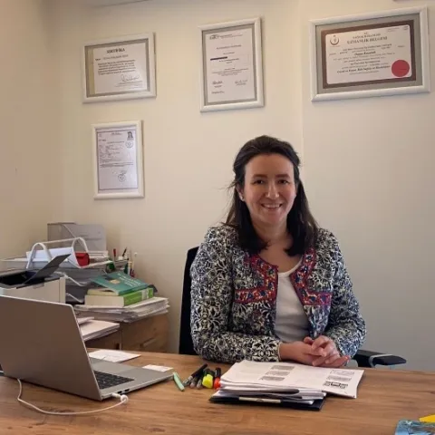 İxt. Dr. DUYGU KAÇAMAK ÖĞÜT