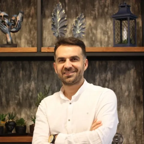 Cərrah Dr. SERDAR BAŞER