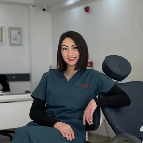 Diş hək. DAMLA UÇAR ÖZTÜRK