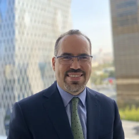 Cərrah Dr. ERTAN ÖZTÜRK