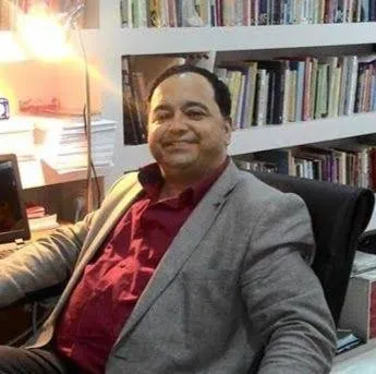 Fachärztl. Dr. HÜSNÜ MENTEŞEOĞLU