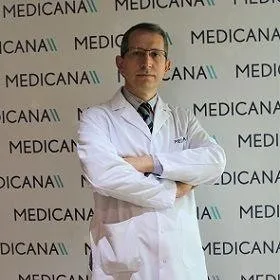 Cərrah Dr. ÜLKÜ YILDIZ