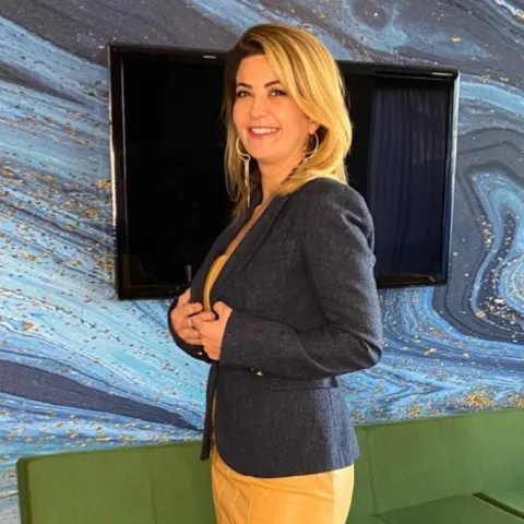 Op. Dr. EDA AYDIN