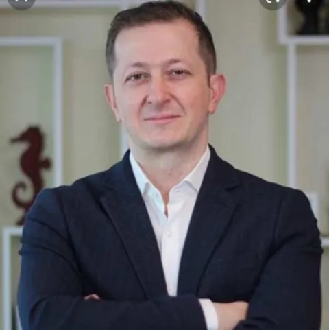 Dos. Dr. MUHAMMED BEŞİR ÖZTÜRK