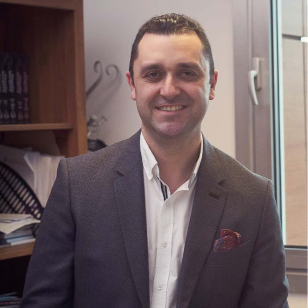 Prof. Dr. OĞUZ KAYIRAN