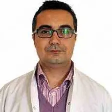 Cərrah Dr. ESAT KAAN AKBAY