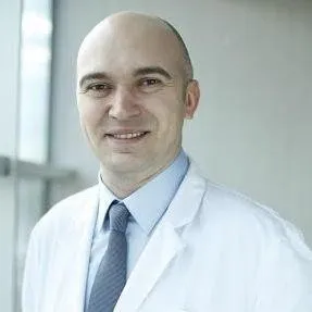 Cərrah Dr. DİREN ÇELİK