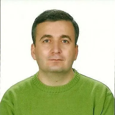 Cərrah Dr. AHMET KILINÇ