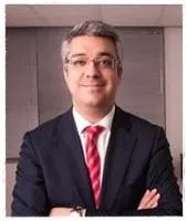 Cərrah Dr. İLKAY HÜTHÜT