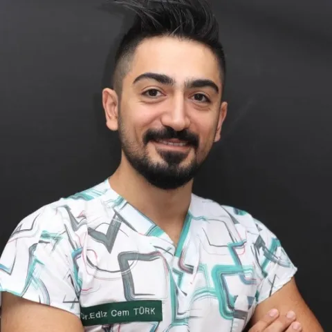 Diş hək. EDİZ CEM TÜRK