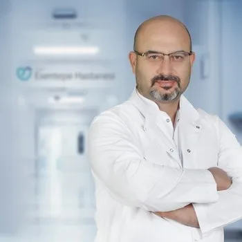 Cərrah Dr. SERKAN ÇORAKÇI