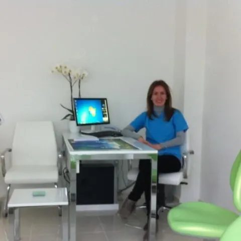 Diş hək. SEVGİ KAMBEK TAŞVEREN
