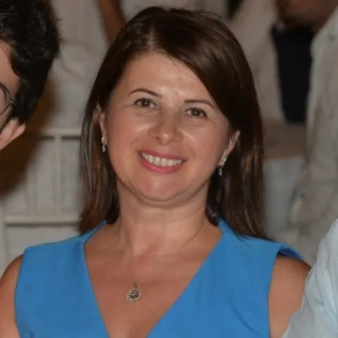 Diş hək. TÜLİN COŞKUN