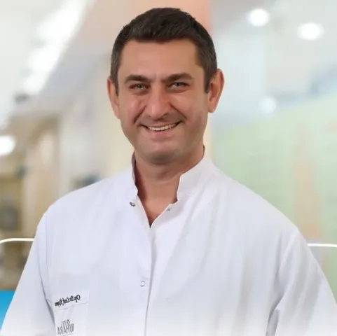Cərrah Dr. ZAFER CENK KOYUNCU