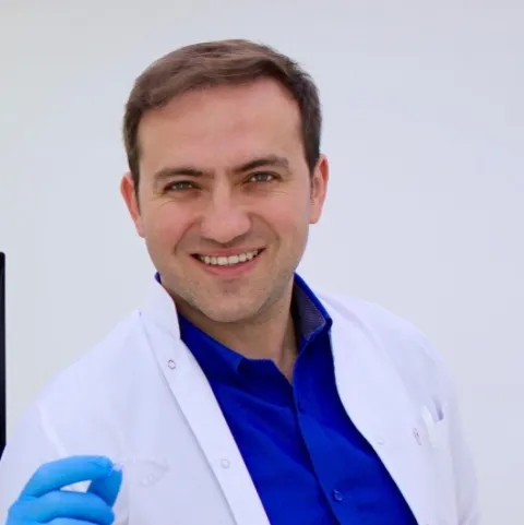 Diş hək. KORAY ATİK