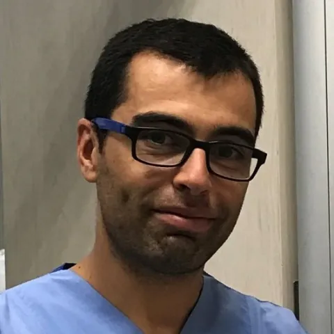 Dos. Dr. HAKAN GÖKTÜRK