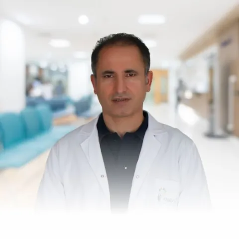 Cərrah Dr. ÖZCAN KARADEMİR