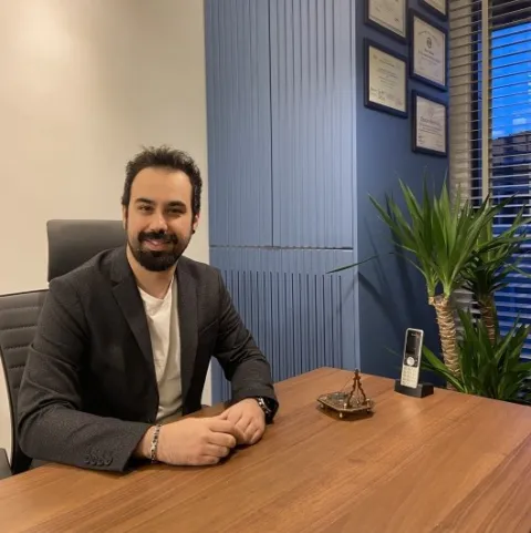 Cərrah Dr. MUSTAFA EKREM GÜLEŞ