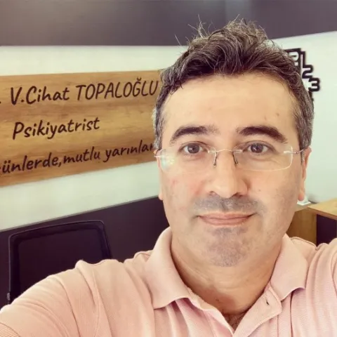 İxt. Dr. VELİ CİHAT TOPALOĞLU