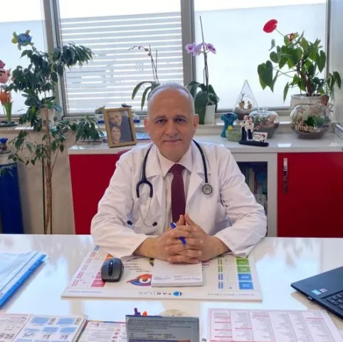İxt. Dr. SUAT PAKER