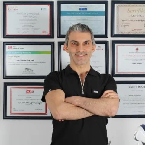 Diş hək. HAKAN YEŞİLKAYA