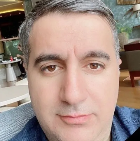 Dr. müəllim MUHAMMED HANİFİ BADEMKIRAN