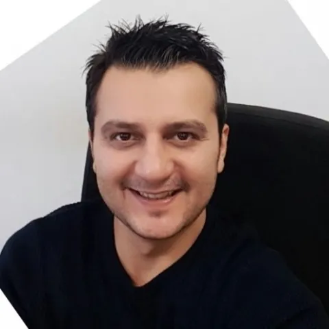 Dos. Dr. SERHAT MERTOĞLU