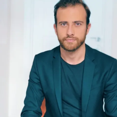 Psix. məsl. SÜHA TOPÇU