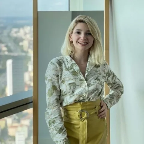 Diyet. ÖZGE BAŞOĞLU