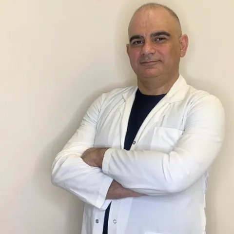 Cərrah Dr. MAHMUT ŞENEL