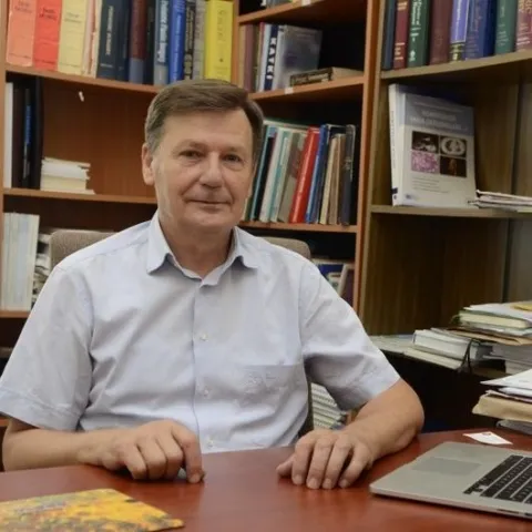 Prof. Dr. HÜSEYİN İLHAN