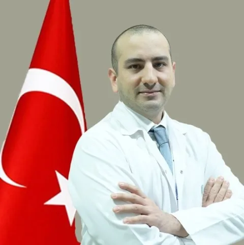 Cərrah Dr. AHMET ERİM PAMUK