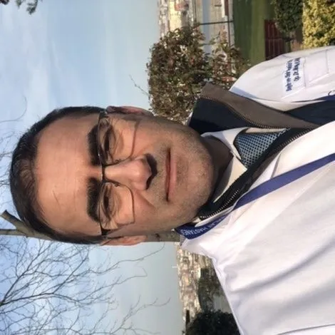 Cərrah Dr. MUSTAFA KAKŞİ