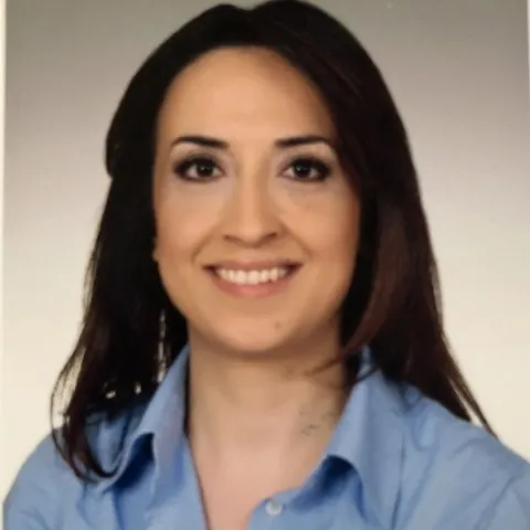 Cərrah Dr. ESRA TEMELTAŞ