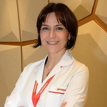 Cərrah Dr. EBRU TOPRAK ÜN