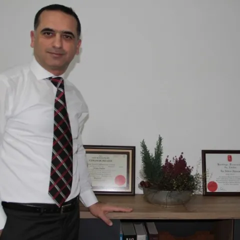 İxt. Dr. TURGAY DAPLAN