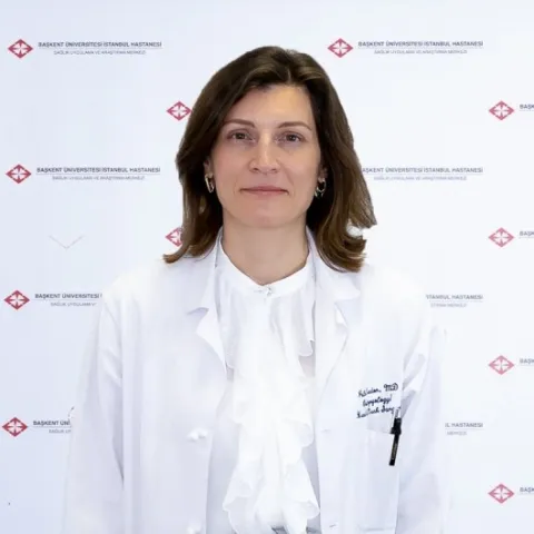 Dr. müəllim PELİN KOÇDOR