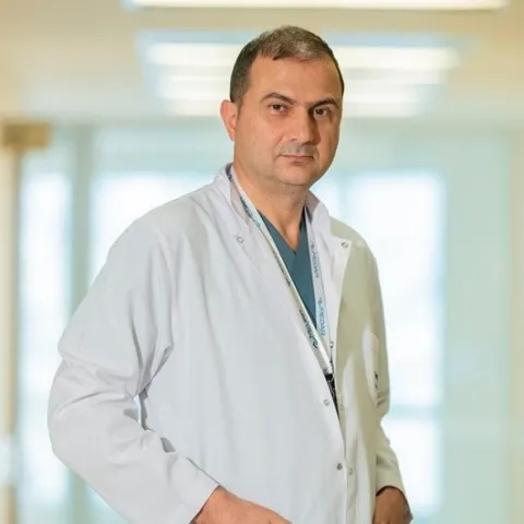 Cərrah Dr. MUHİTTİN KILIÇ