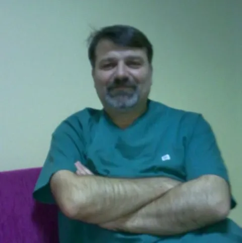 Dos. Dr. ERKAN AKAR