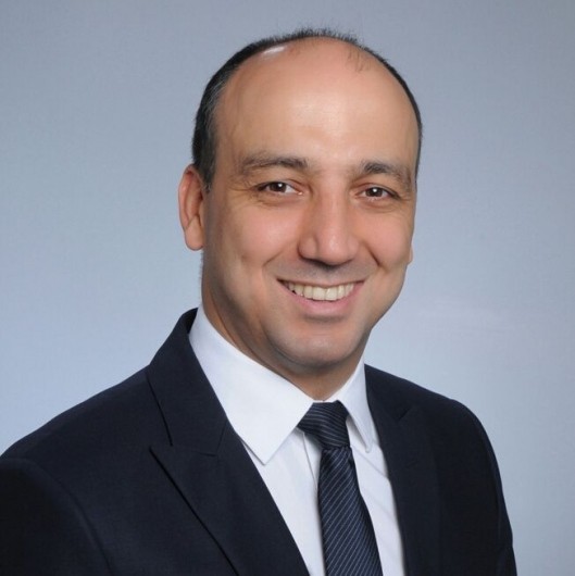 DOÇ. DR. TAYFUN ÇOK